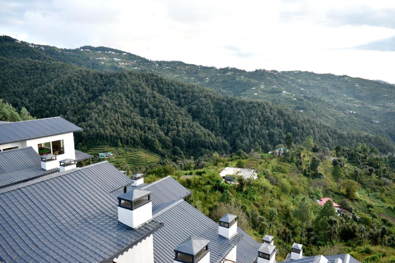 Rega Manivedya The Jungle Trail Resort Mukteshwar Kültér fotó